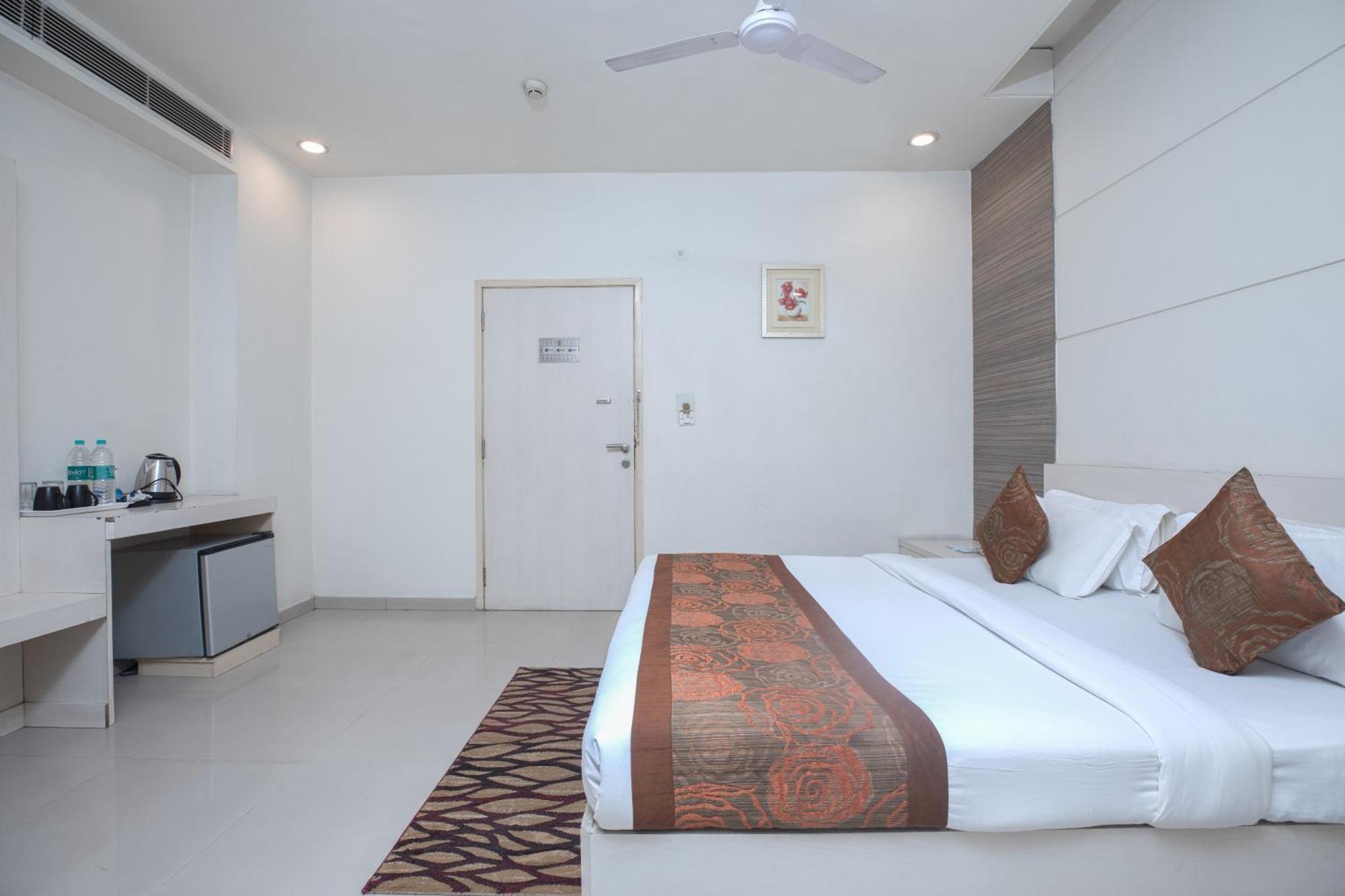 Hotel Le Castle Rudrapur Luaran gambar