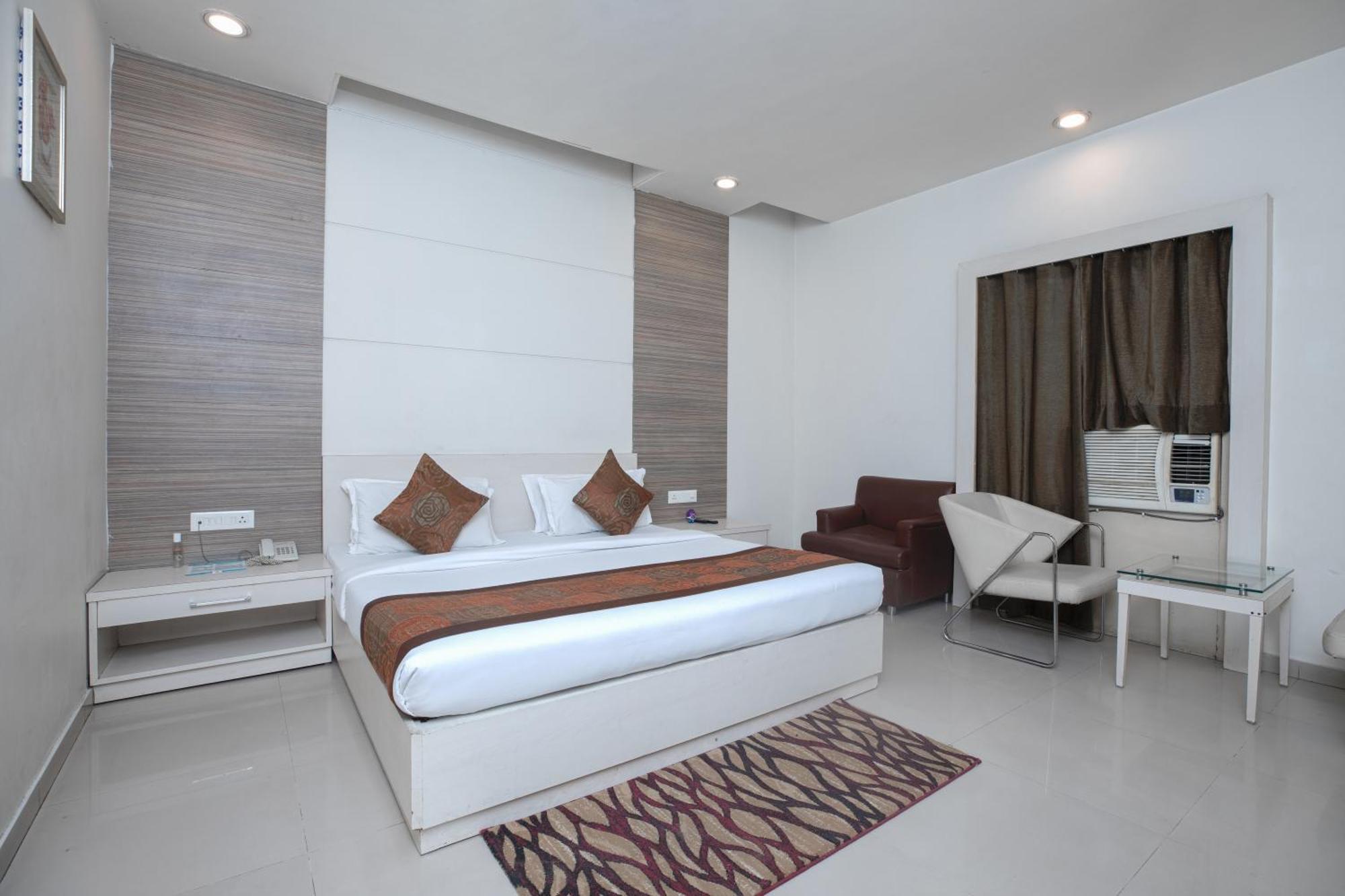 Hotel Le Castle Rudrapur Luaran gambar