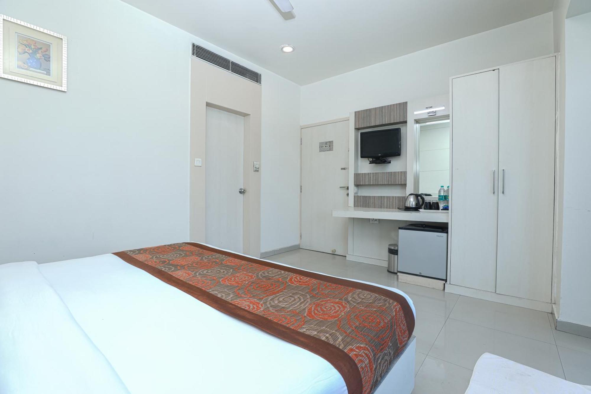 Hotel Le Castle Rudrapur Luaran gambar